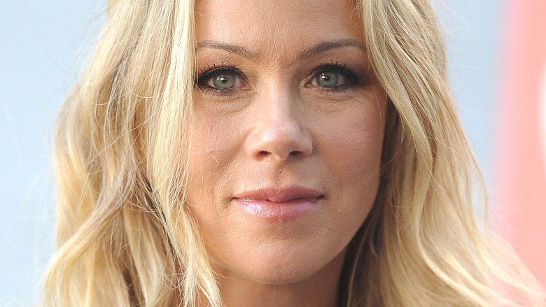 Christina Applegate Reveals She Underwent Surgery To Remove Ovaries 