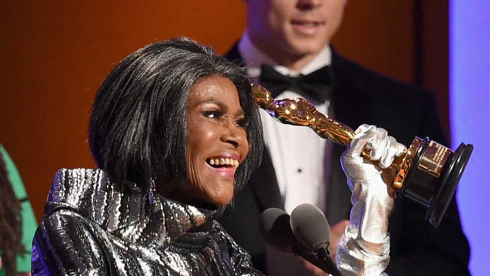 Cicely Tyson smiles as she accepted her honorary Oscar in 2019