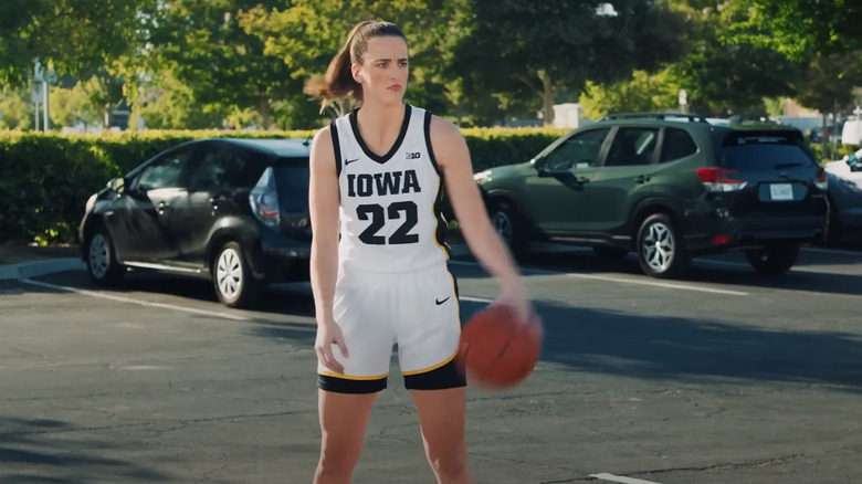 Caitlin Clark in Iowa jersey