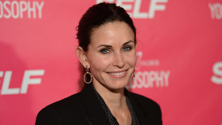 Courteney Cox smiling