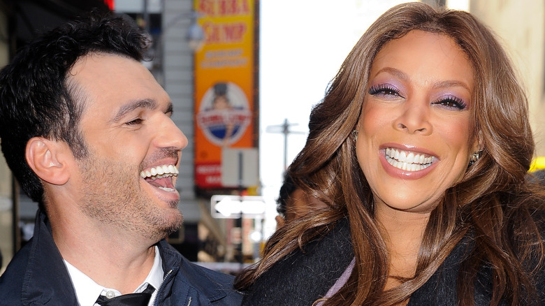 Tony Dovolani, Wendy Williams laughing 