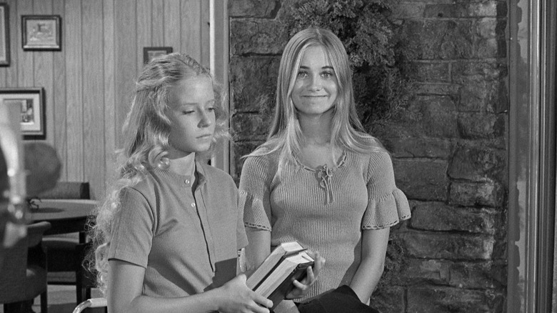 Eve Plumb and Maureen McCormick on set of The Brady Bunch