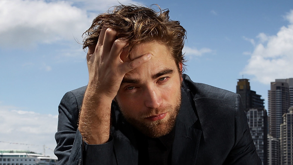 Robert Pattinson posing