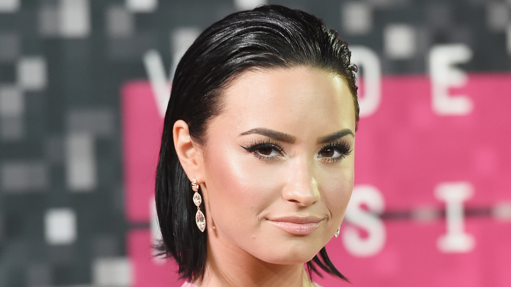 Demi Lovato glamorous