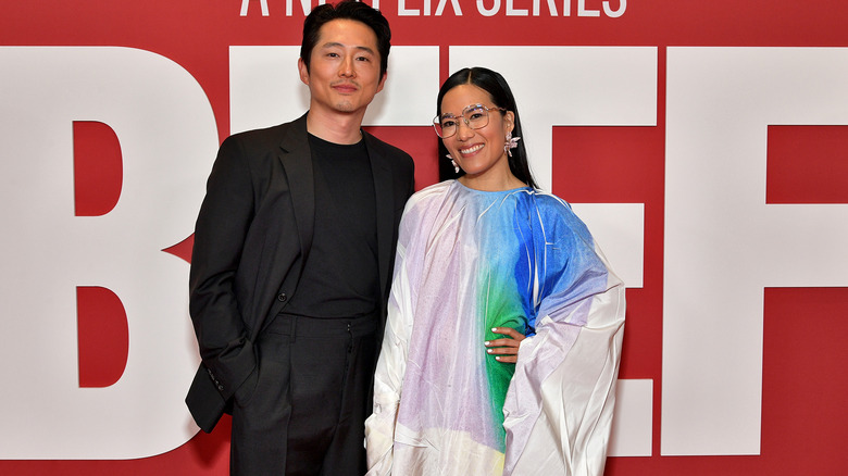 Ali Wong posing with Steven Yeun 