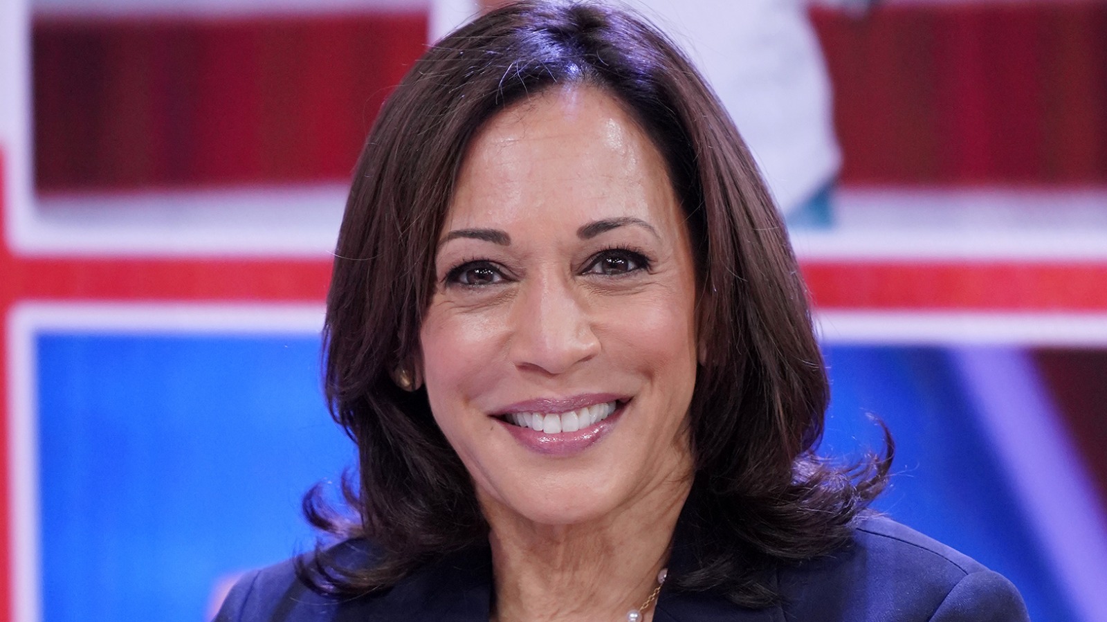 Kamala harris walz las vegas