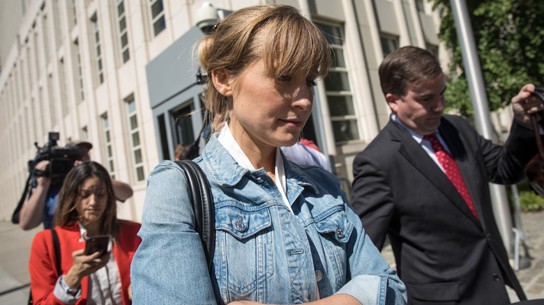 Allison Mack walking