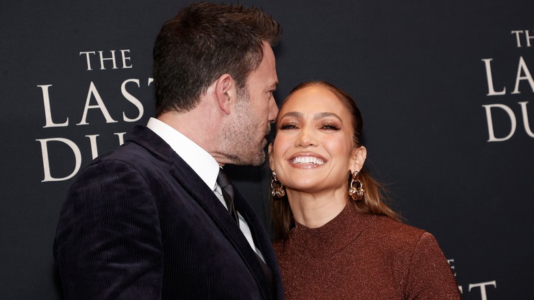 Ben Affleck and Jennifer Lopez on the red carpet