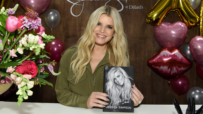 Jessica Simpson with book