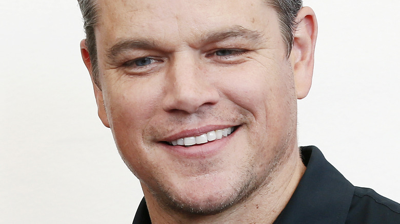 Matt Damon smilng