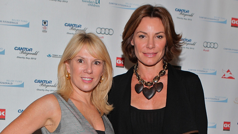 Ramona Singer and Luann DeLesseps walking red carpet