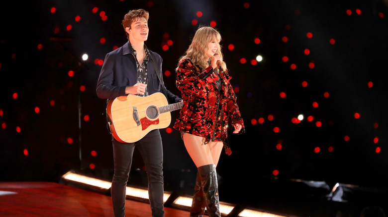 Shawn Mendes and Taylor Swift performing in 2018