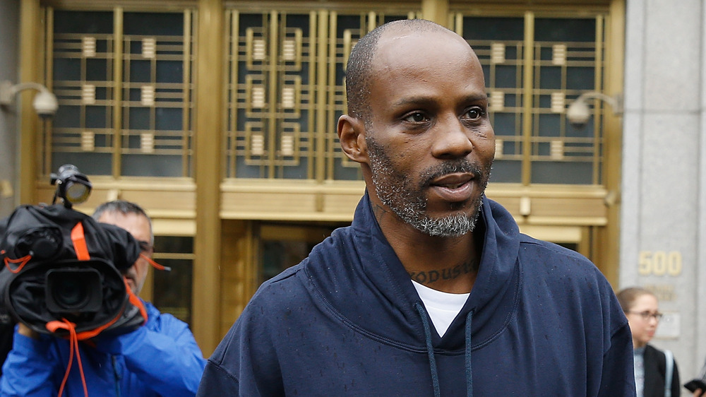 DMX in front of a courthouse