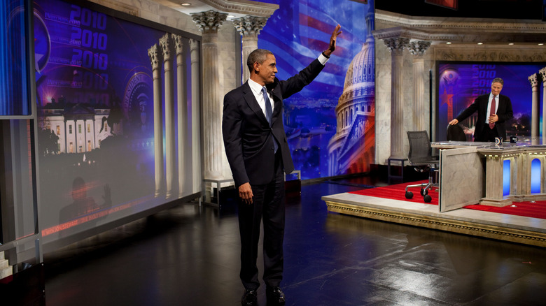 Barack Obama waving