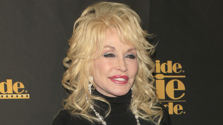 Dolly Parton smiling