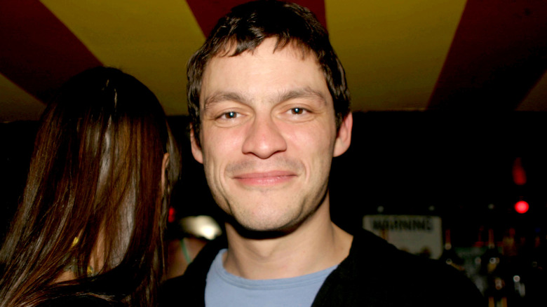 Dominic West with short hair