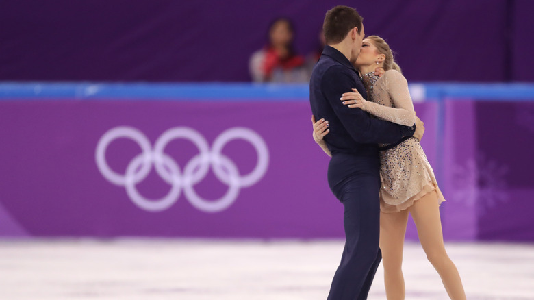 Chris and Alexa Scimeca Knierim kissing