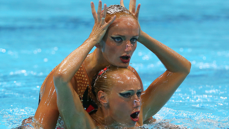 Daria Iushko and Kysenia Sydorenko