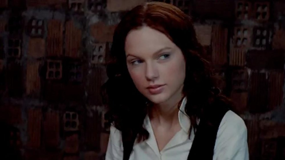 Taylor Swift in a scene from The Giver