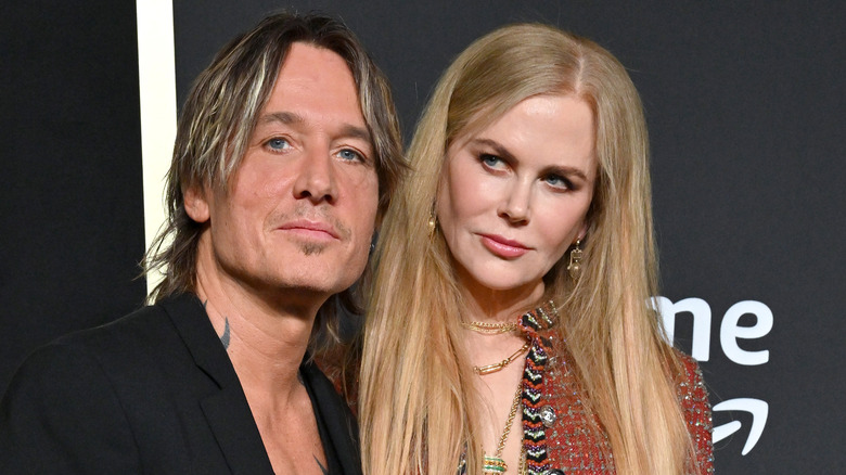 Keith Urban and Nicole Kidman posing