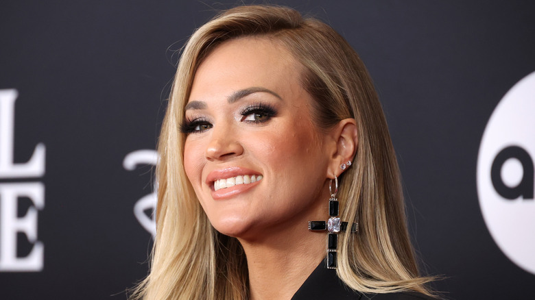 Carrie Underwood smiling