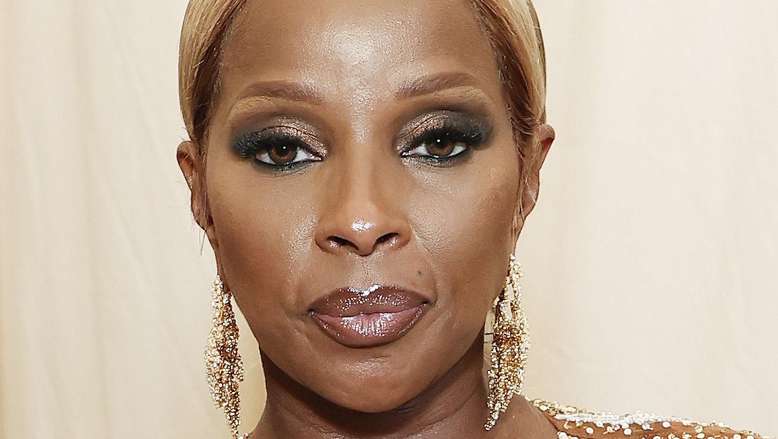 Everything We Know About Mary J Bliges New Album