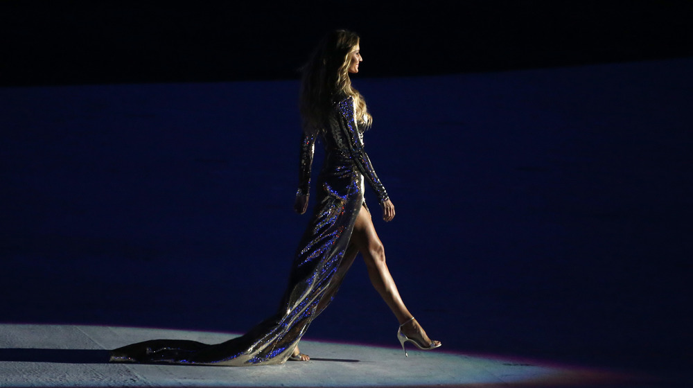 Gisele Bundchen walking on runway