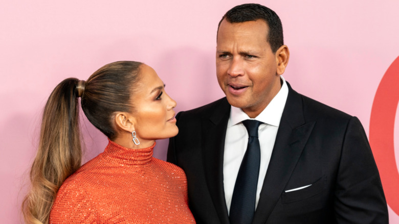 Jennifer Lopez, Alex Rodriguez, posing