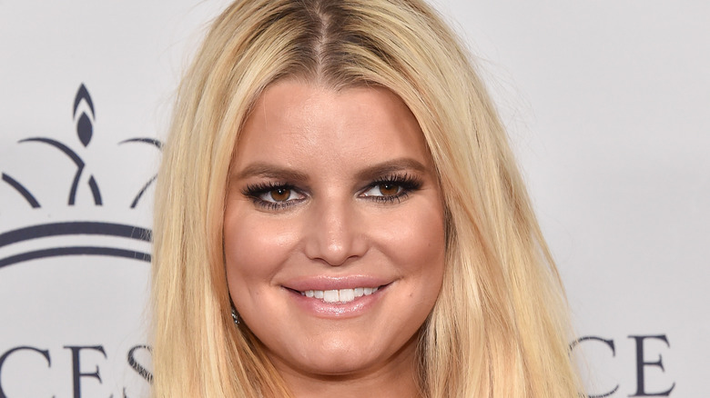 Jessica Simpson on red carpet