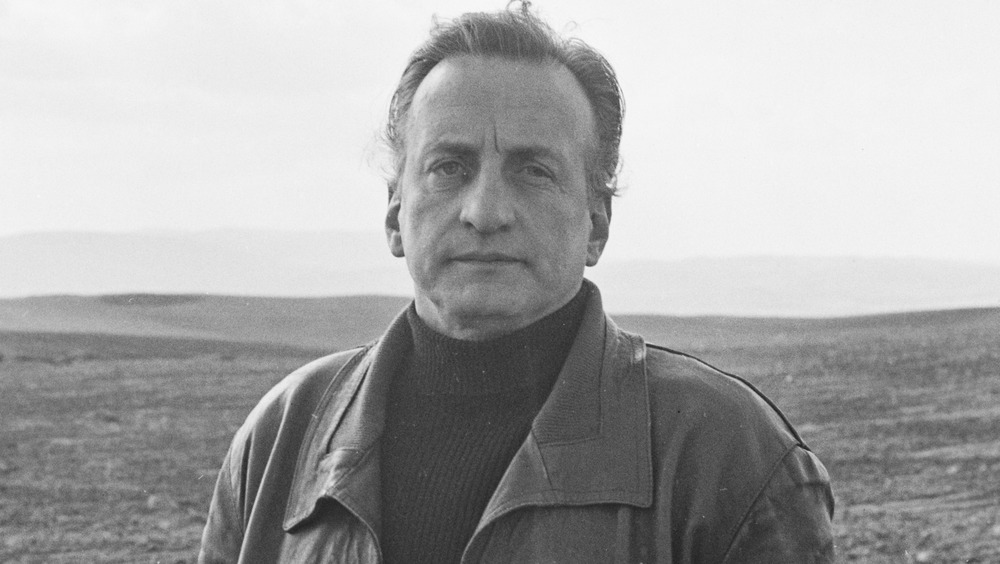 George C. Scott in the desert 