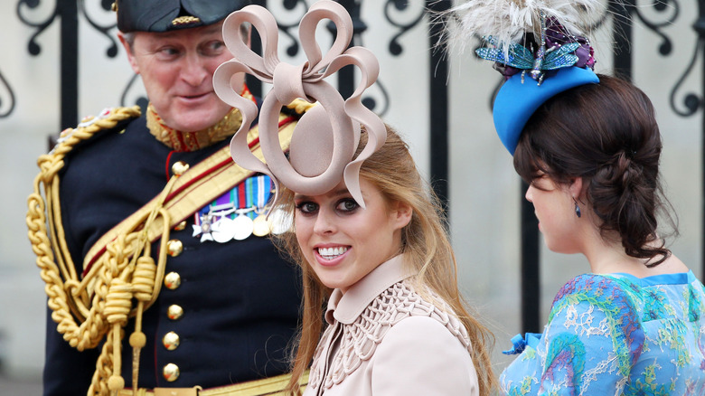 Princess Beatrice hat William Kate wedding