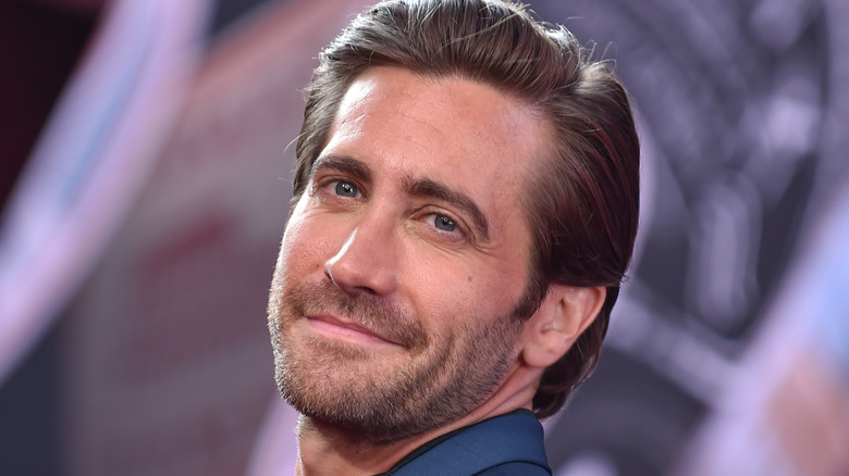 Jake Gyllenhaal posing