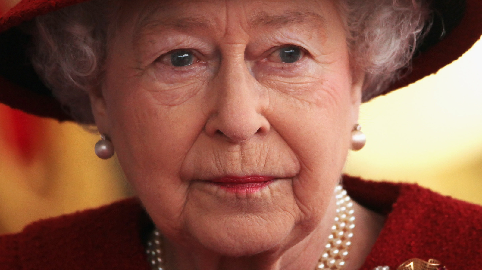 fans-are-more-concerned-than-ever-for-queen-elizabeth-after-covid-19