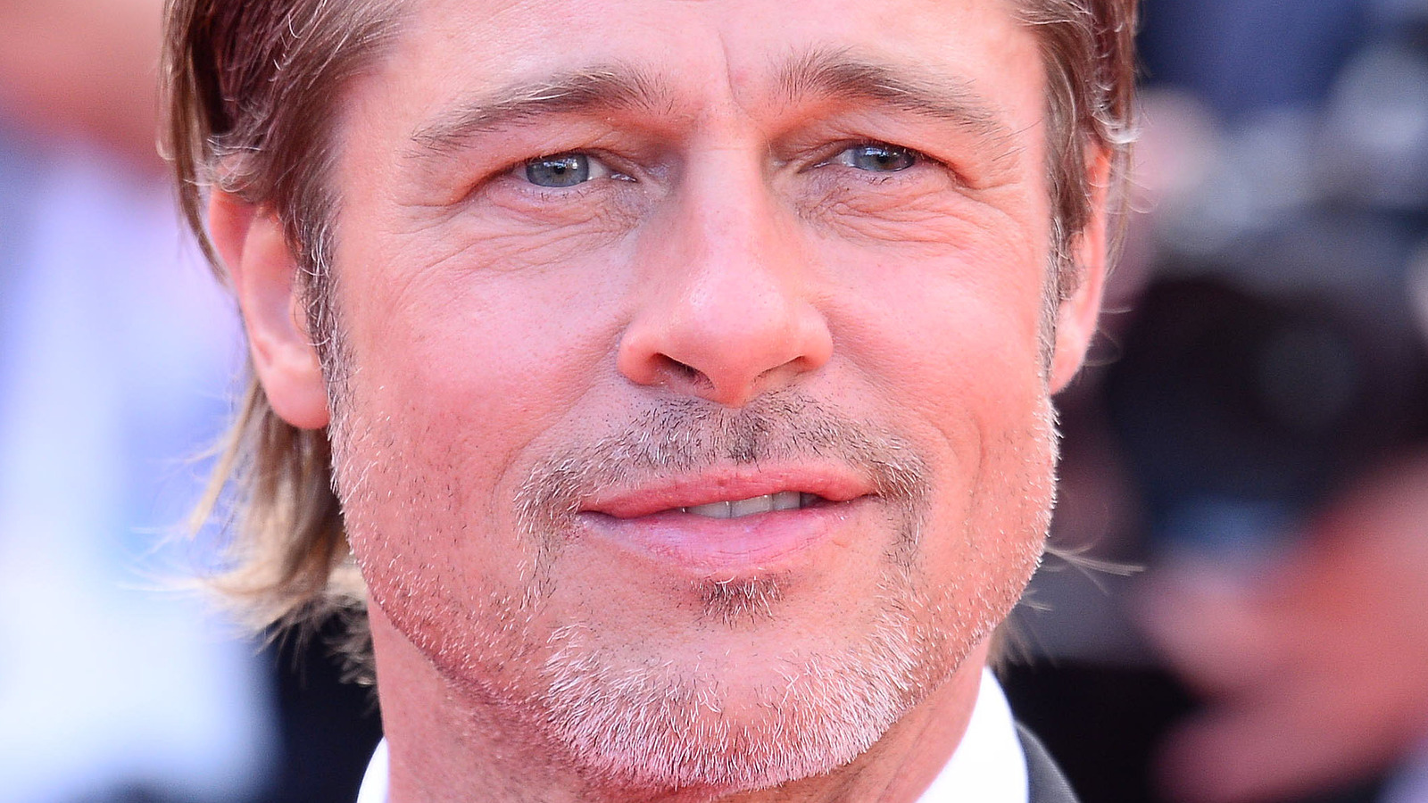 Fans Can T Get Over Brad Pitt S Latest Major Fashion Statement