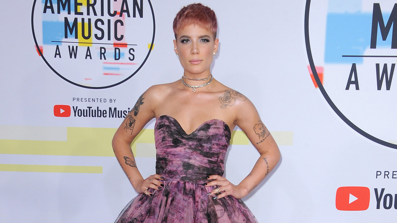 Halsey posing on the red carpet