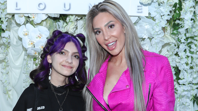 Farrah Abraham and her daughter Sophia posing together