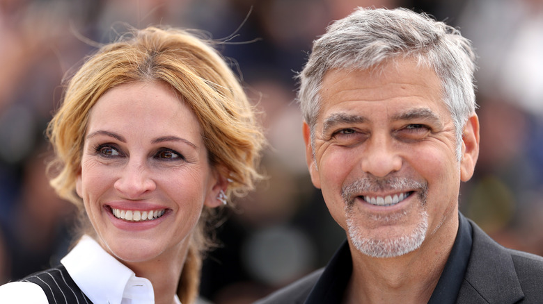 Julia Roberts and George Clooney smiling