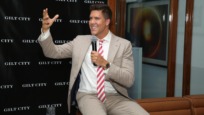 Fredrik Eklund talking