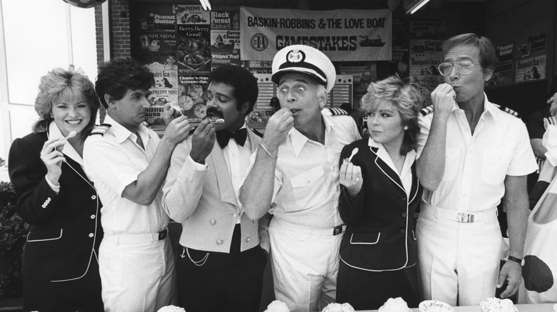 "Love Boat" Captain and crew. L-R Lauren Tewes, Fred Grandy, Ted Lange, Gavin Macleod, Jill Whelan and Bernie Kopell 