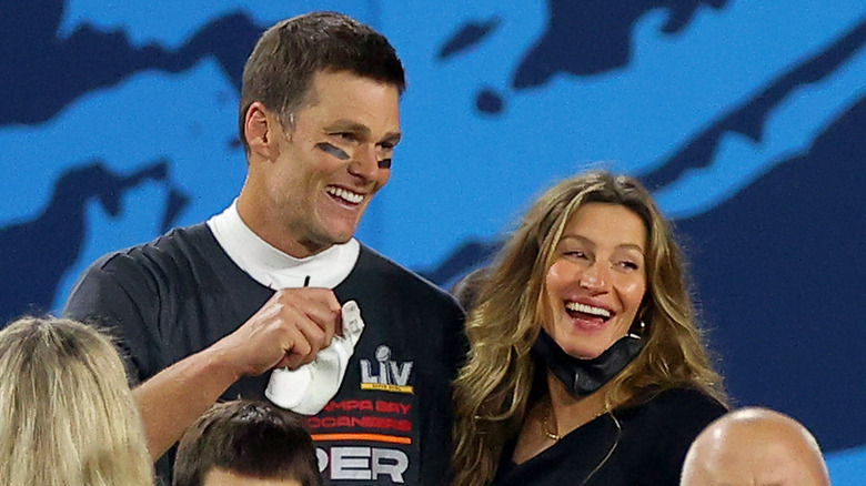 Tom Brady black eye marks Gisele Bundchen laughing