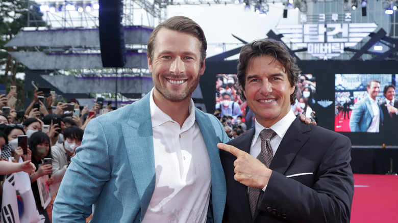 Glen Powell and Tom Cruise at Top Gun: Maverick premiere