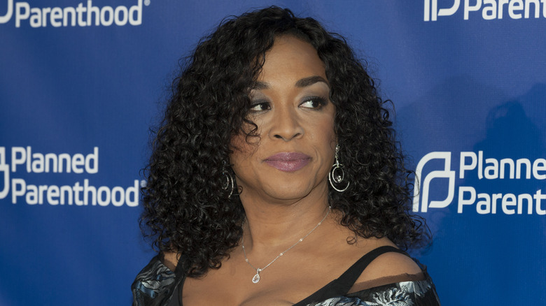 Shonda Rhimes posing