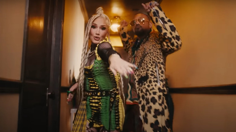 Gwen Stefani and Sean Paul in 'Light My Fire' video