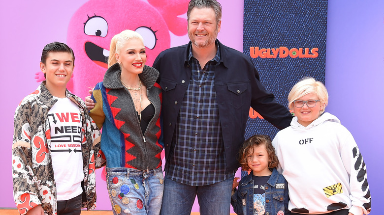 Gwen Stefani smiling with family