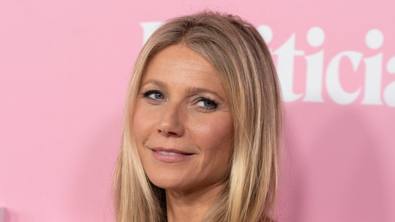 Gwyneth Paltrow pink backdrop