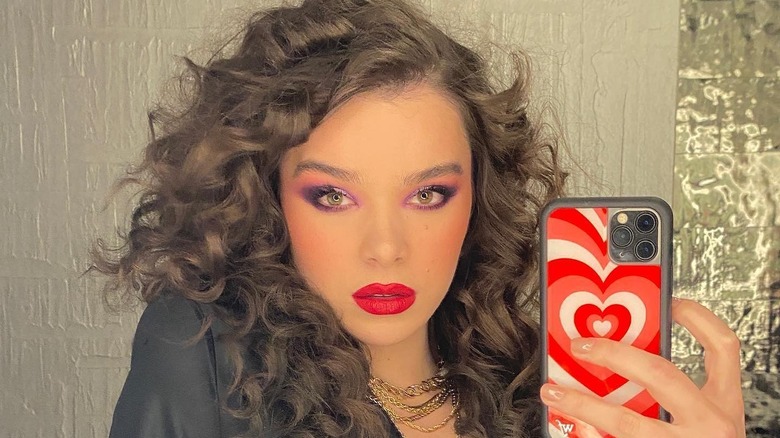 Hailee Steinfeld Makeup 