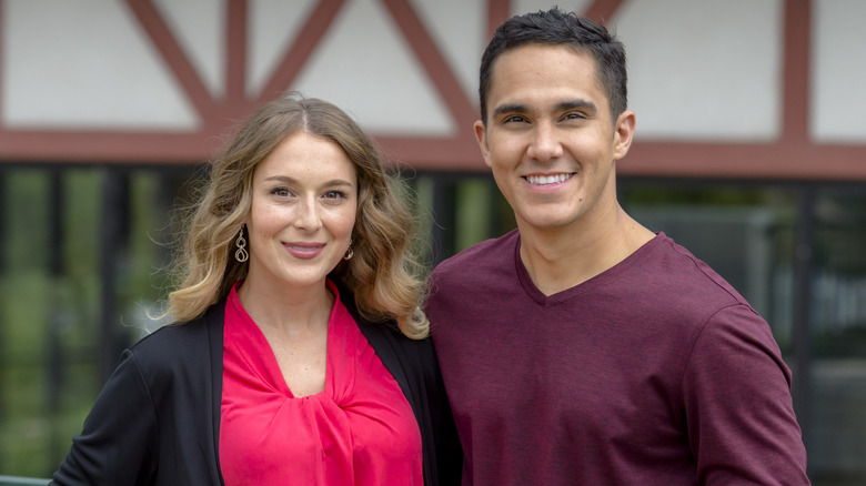 Alexa PenaVega and Carlos PenaVega smiling