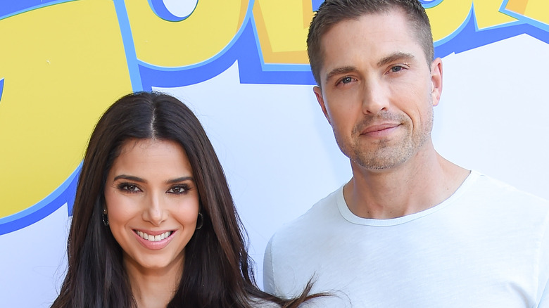 Roselyn Sanchez and Eric Winter on a red carpet