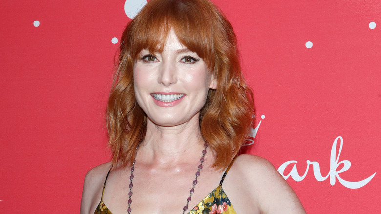 Alicia Witt smiling