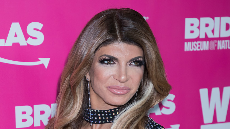 Teresa Giudice looking to the side on the red carpet